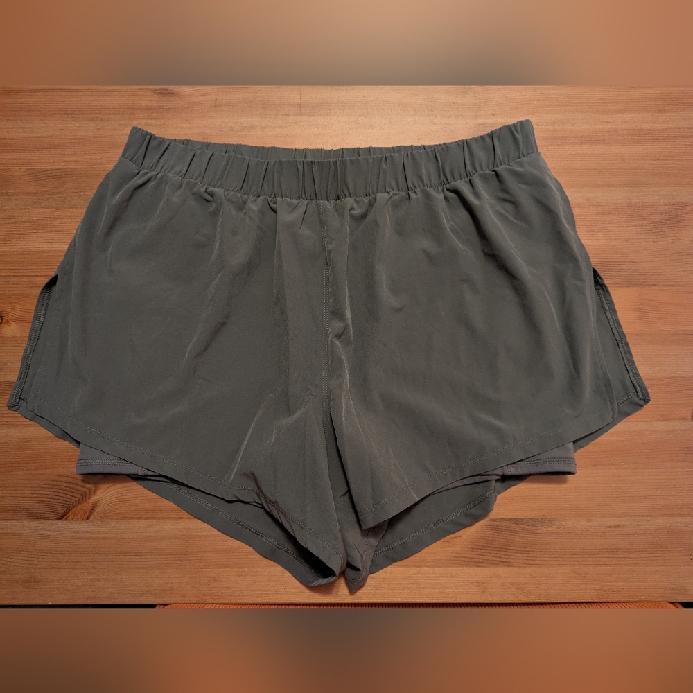 GAP Fit Light Gray Active Shorts